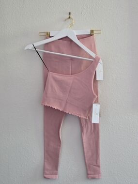 Spiritual Gangster 2-Piece Set | top M/L | bottoms XS/S | PEO